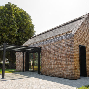 Holz_ Kirche_ Bestattung_Friedhof_Begräbnis