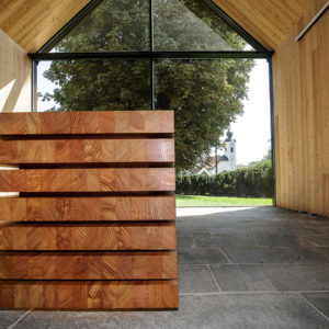 Holz_ Kirche_ Bestattung_Friedhof_Begräbnis